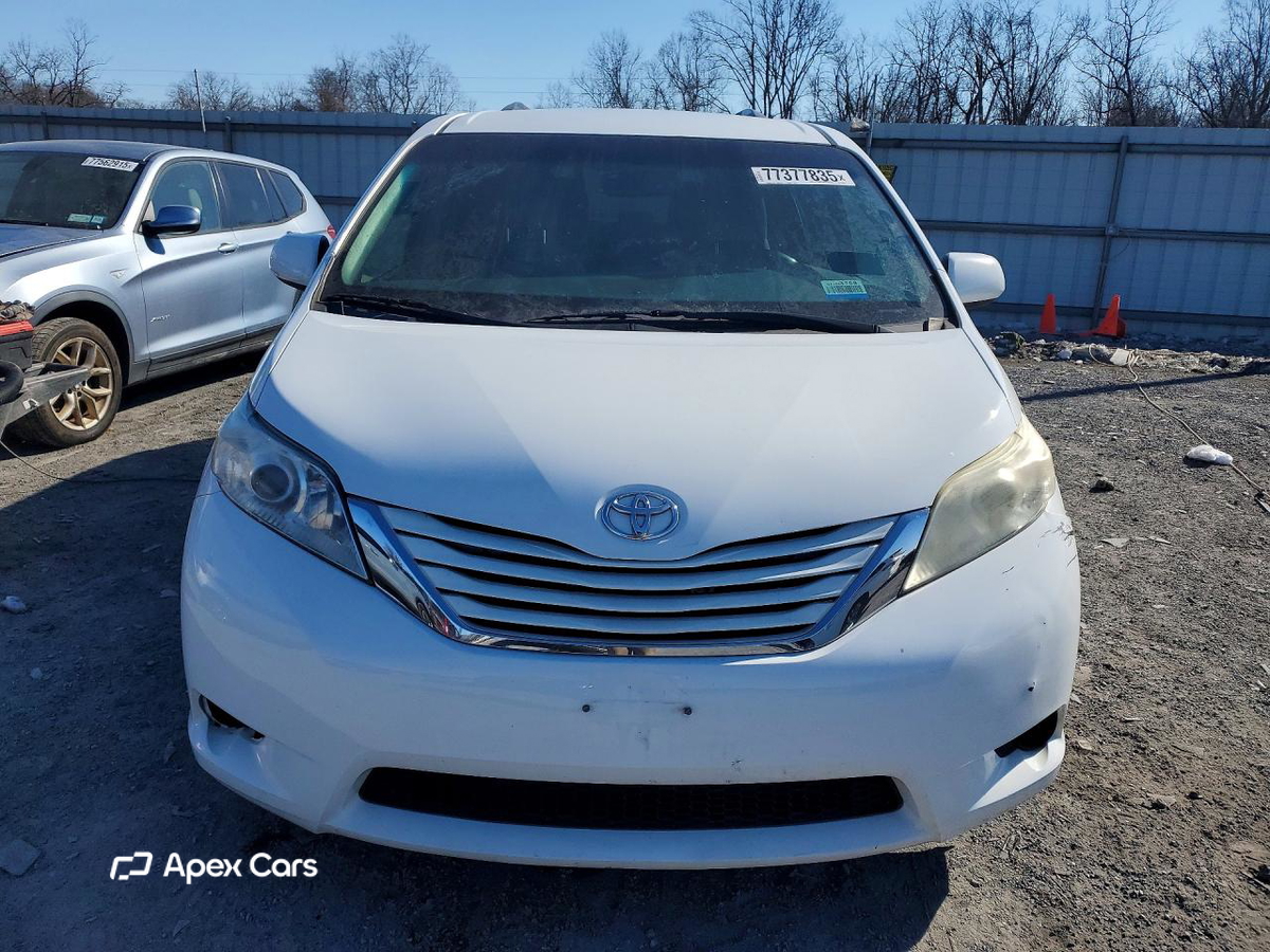 Toyota Sienna 2017