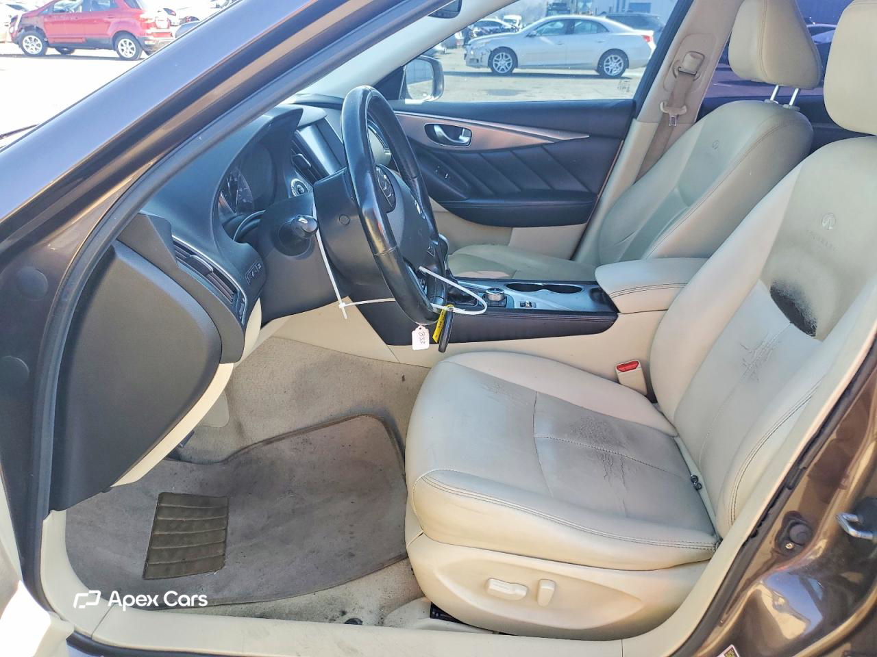 Infiniti Q50 2014