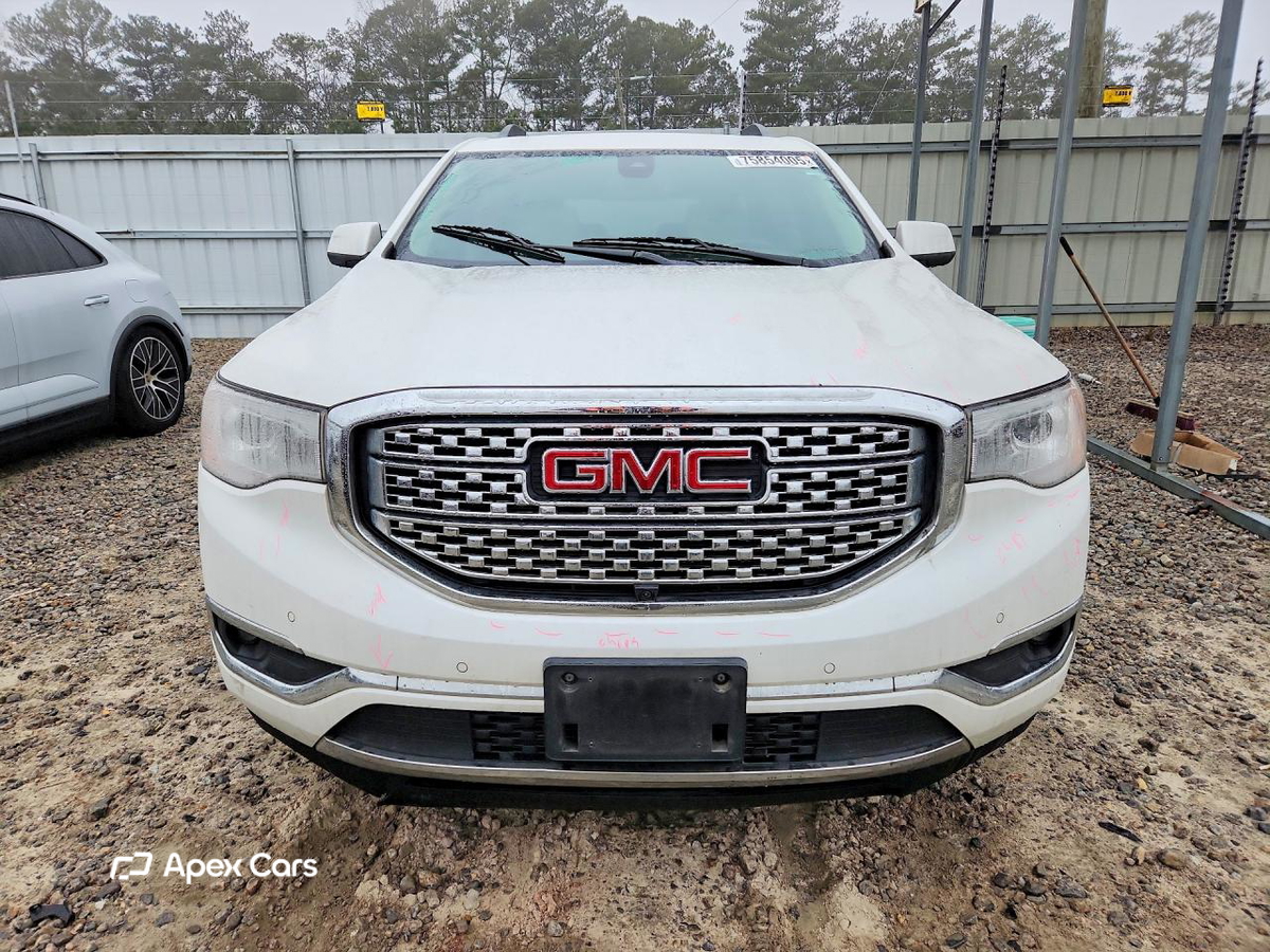GMC Acadia 2017