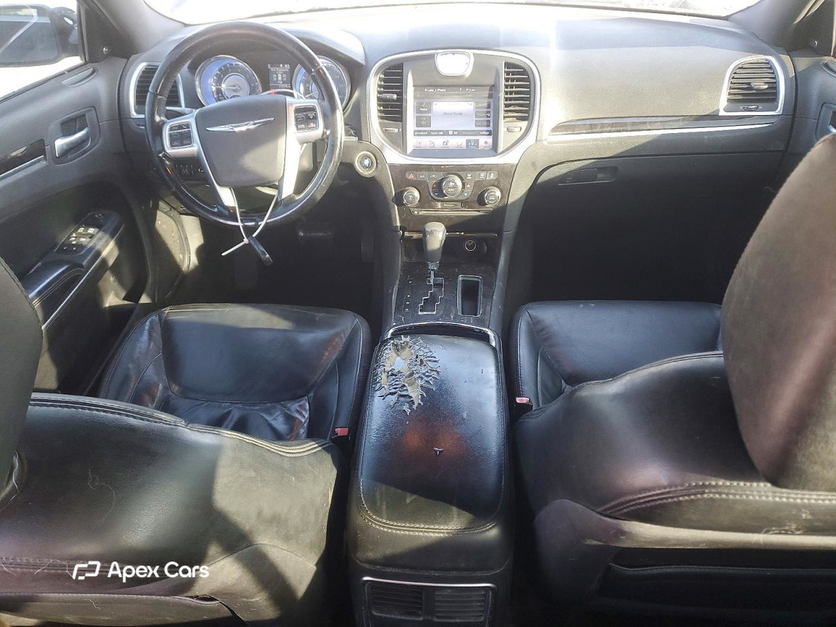 Chrysler 300 2011