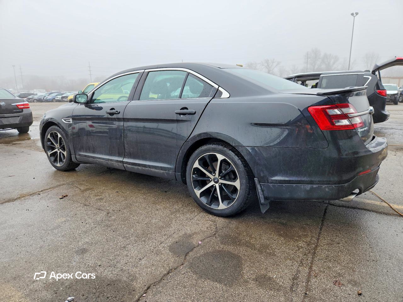 Ford Taurus 2015