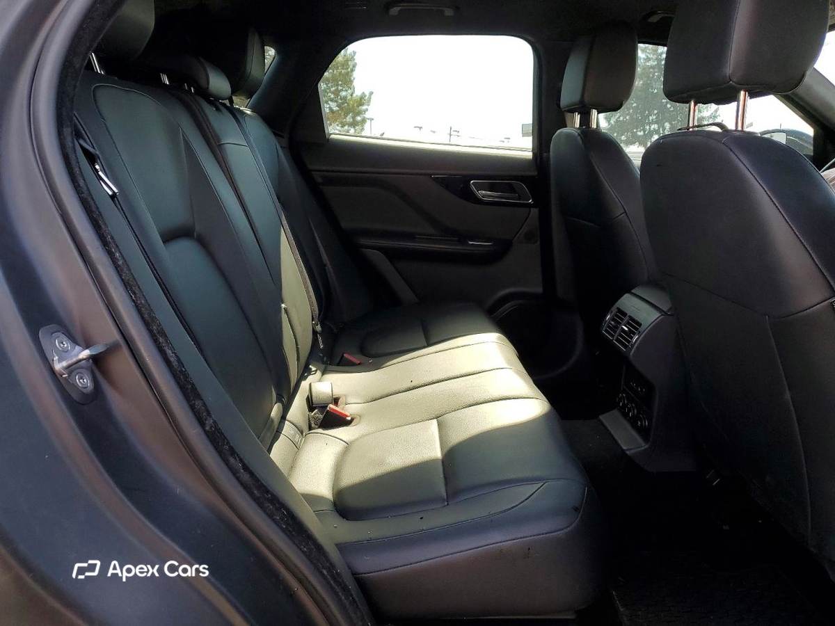 Jaguar F-Pace 2019