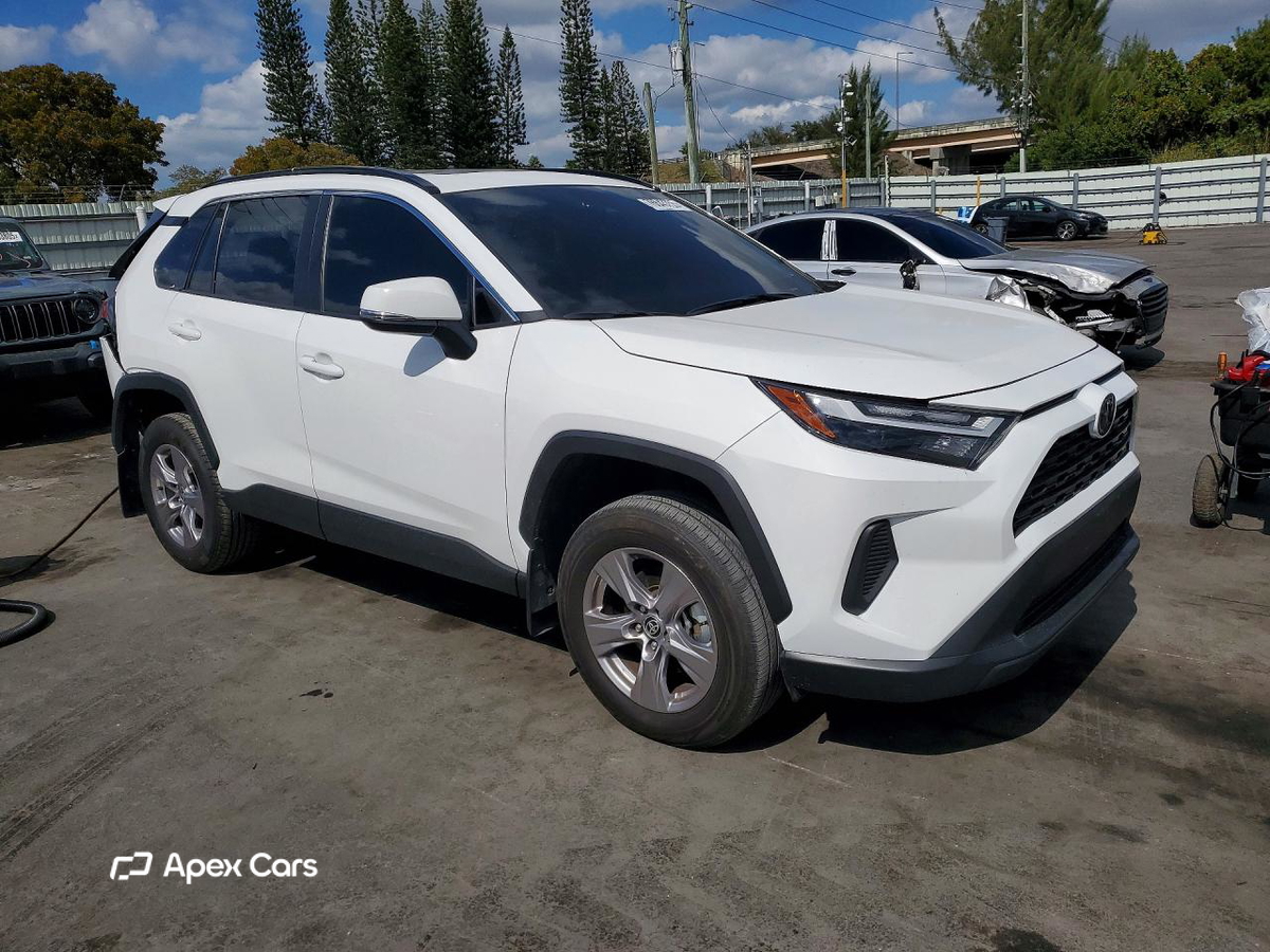 Toyota RAV 4 2024
