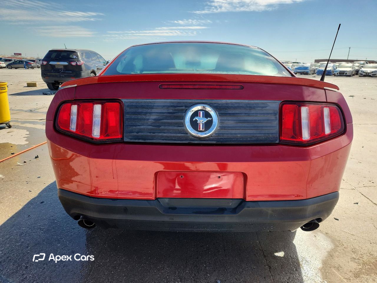 Ford Mustang 2011