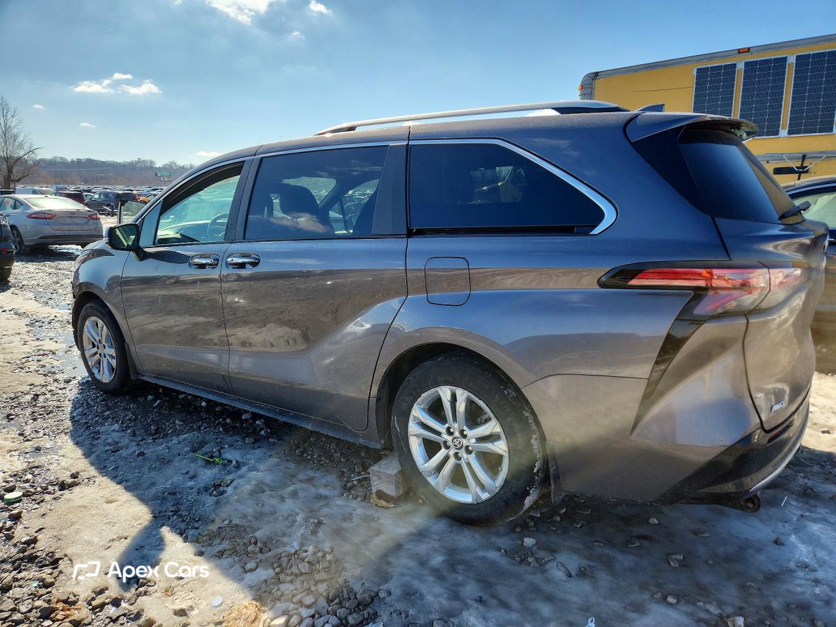 Toyota Sienna 2023