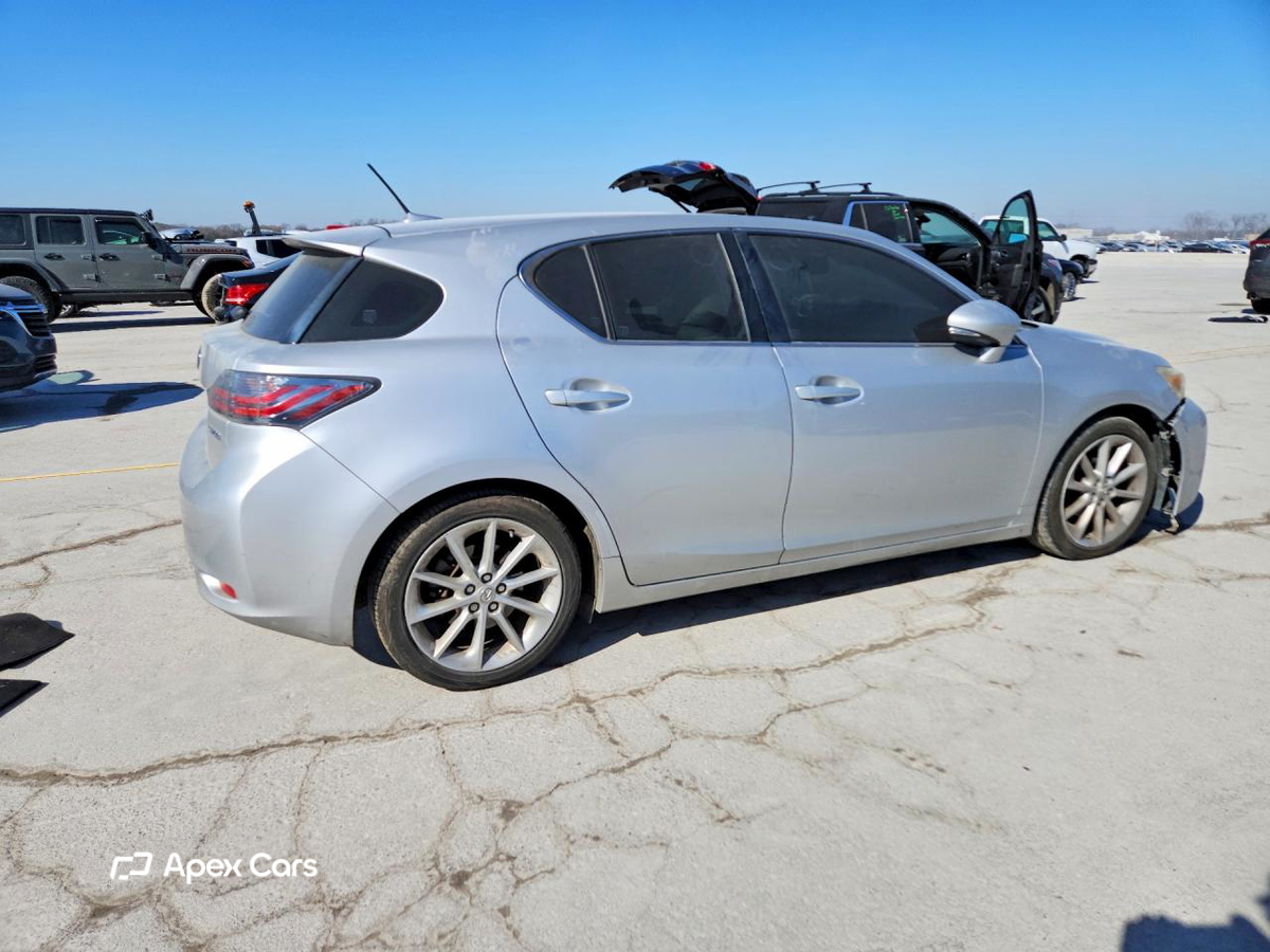 Lexus CT 2012