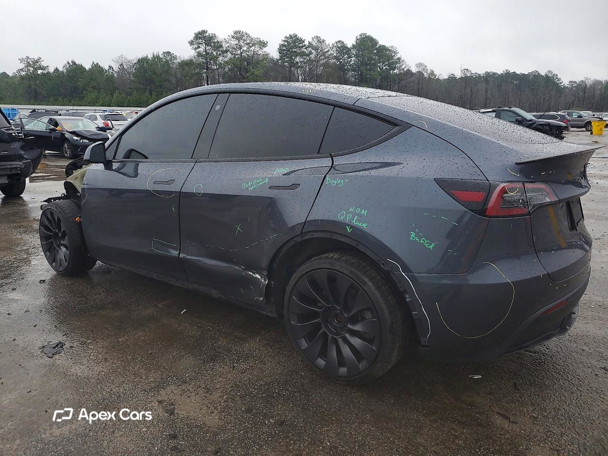 Tesla Model Y 2022