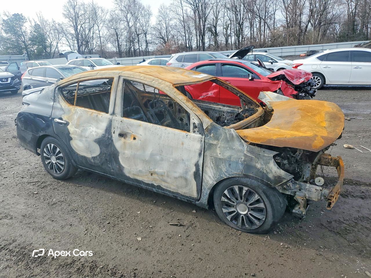 Nissan Versa 2019