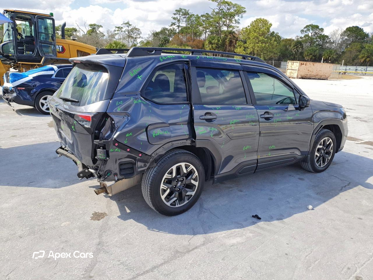 Subaru Forester 2025