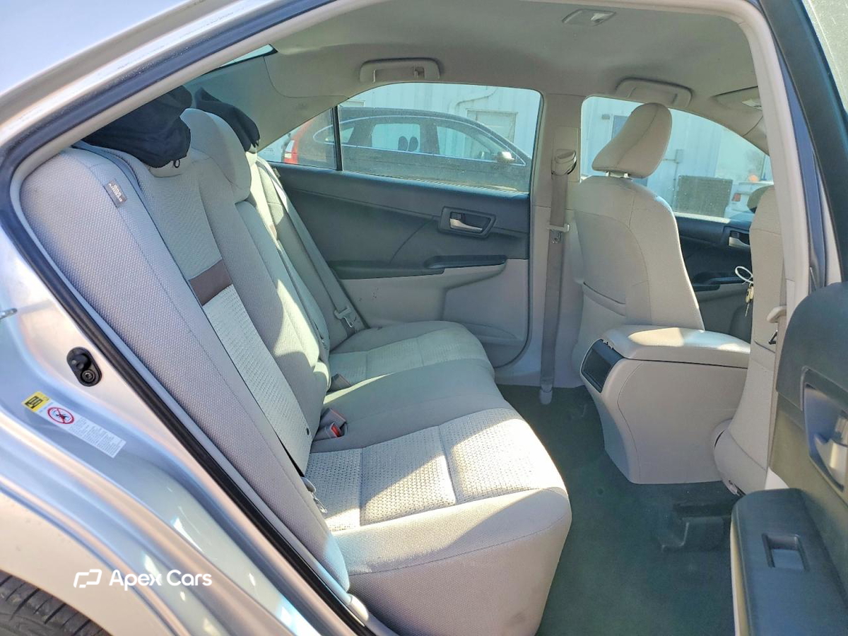 Toyota Camry 2012