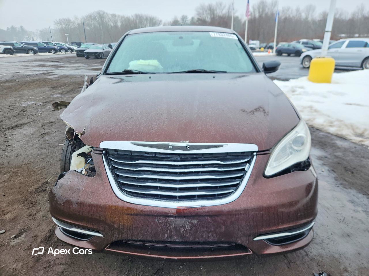 Chrysler 200 2013
