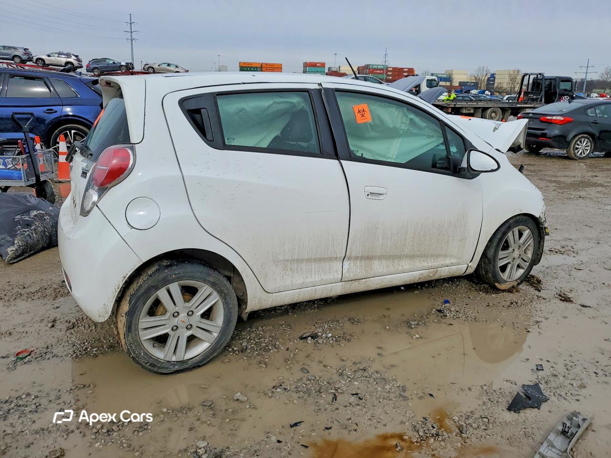 Chevrolet Spark 2015