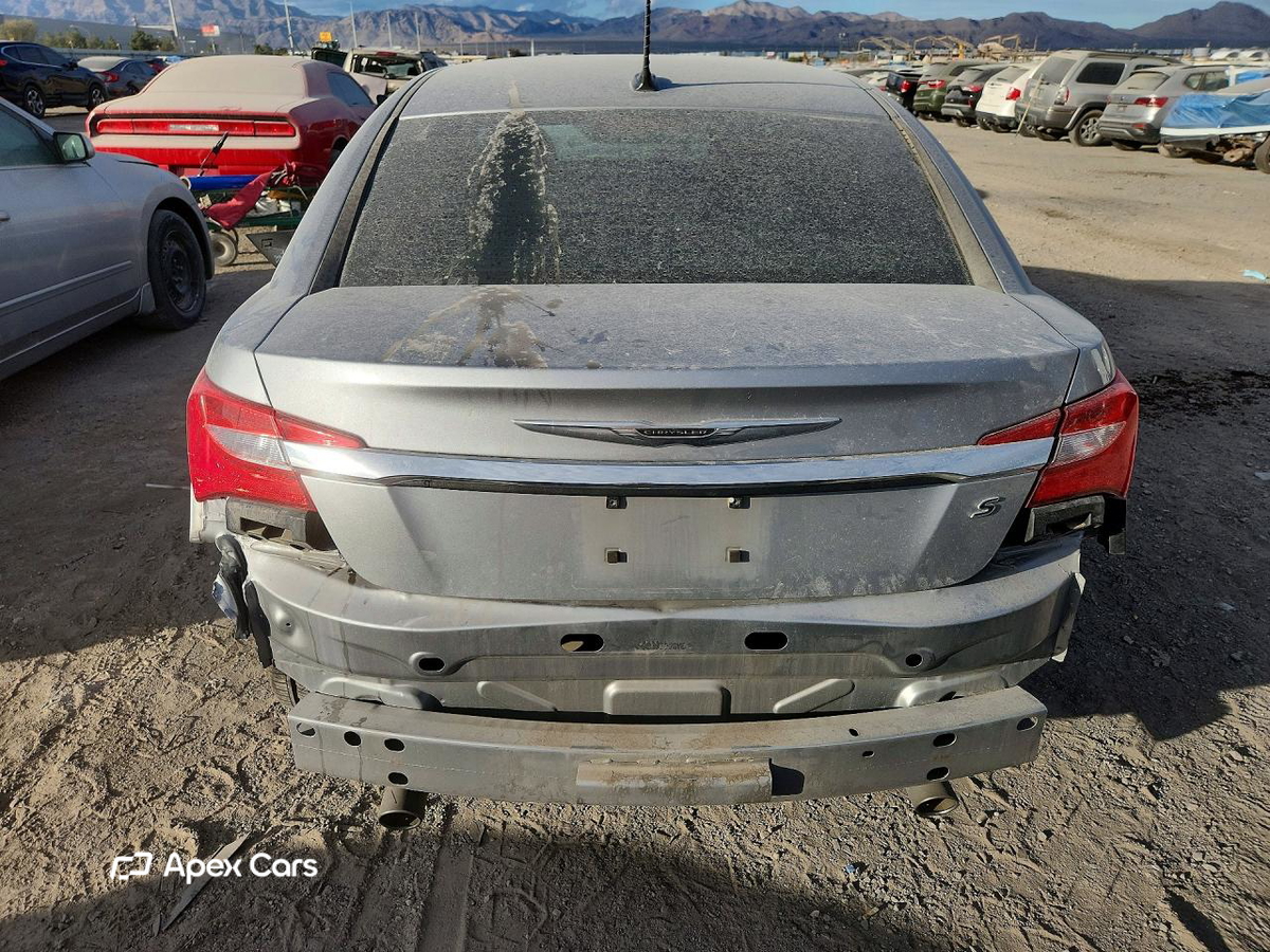 Chrysler 200 2013