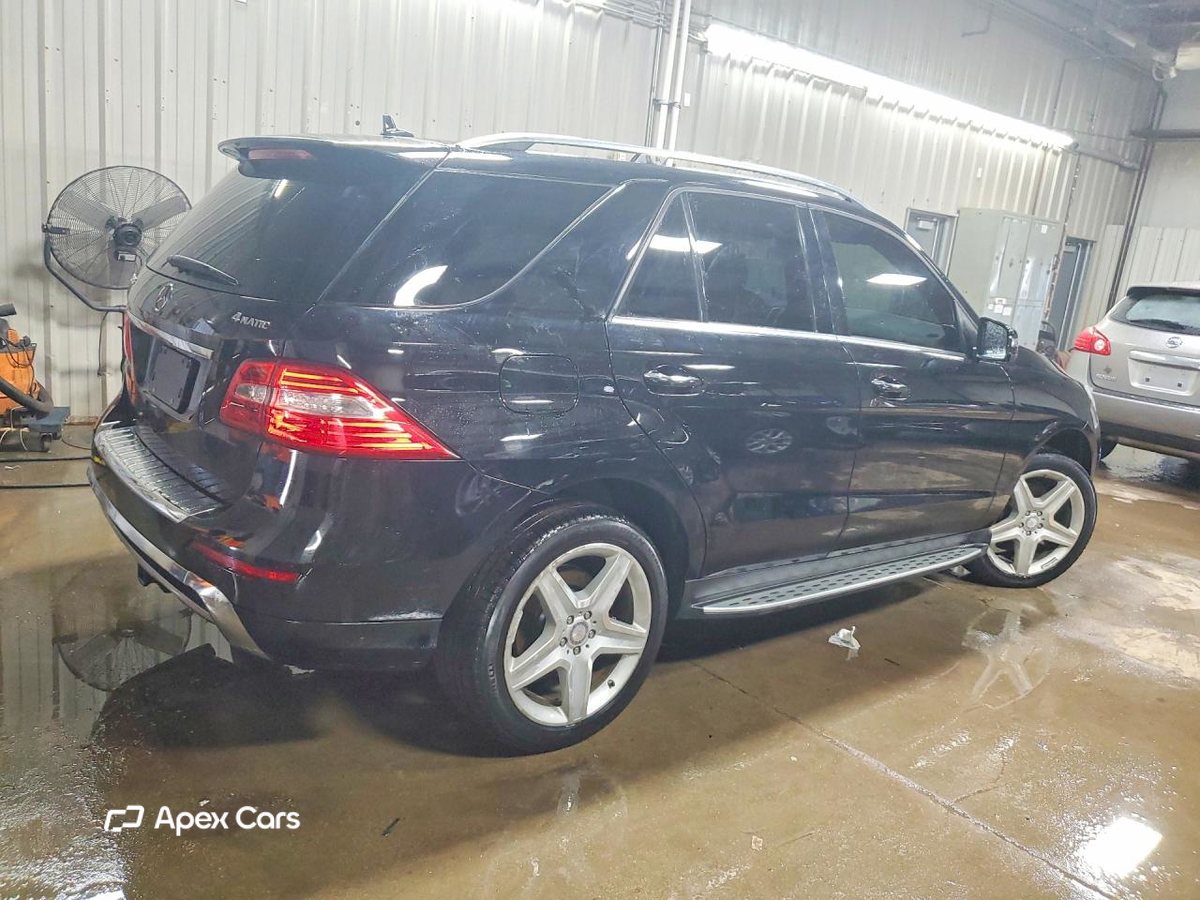 Mercedes-Benz  2015