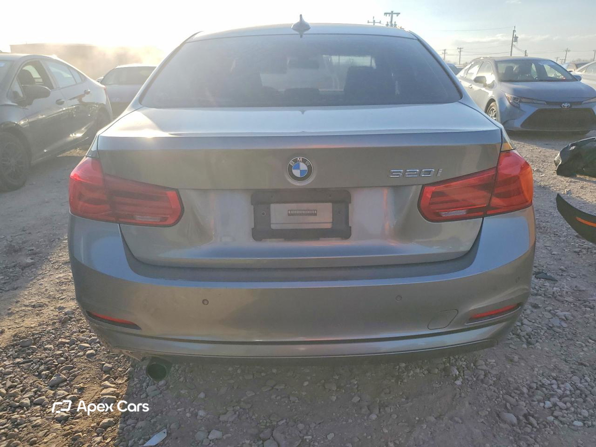 BMW Series 3 2016