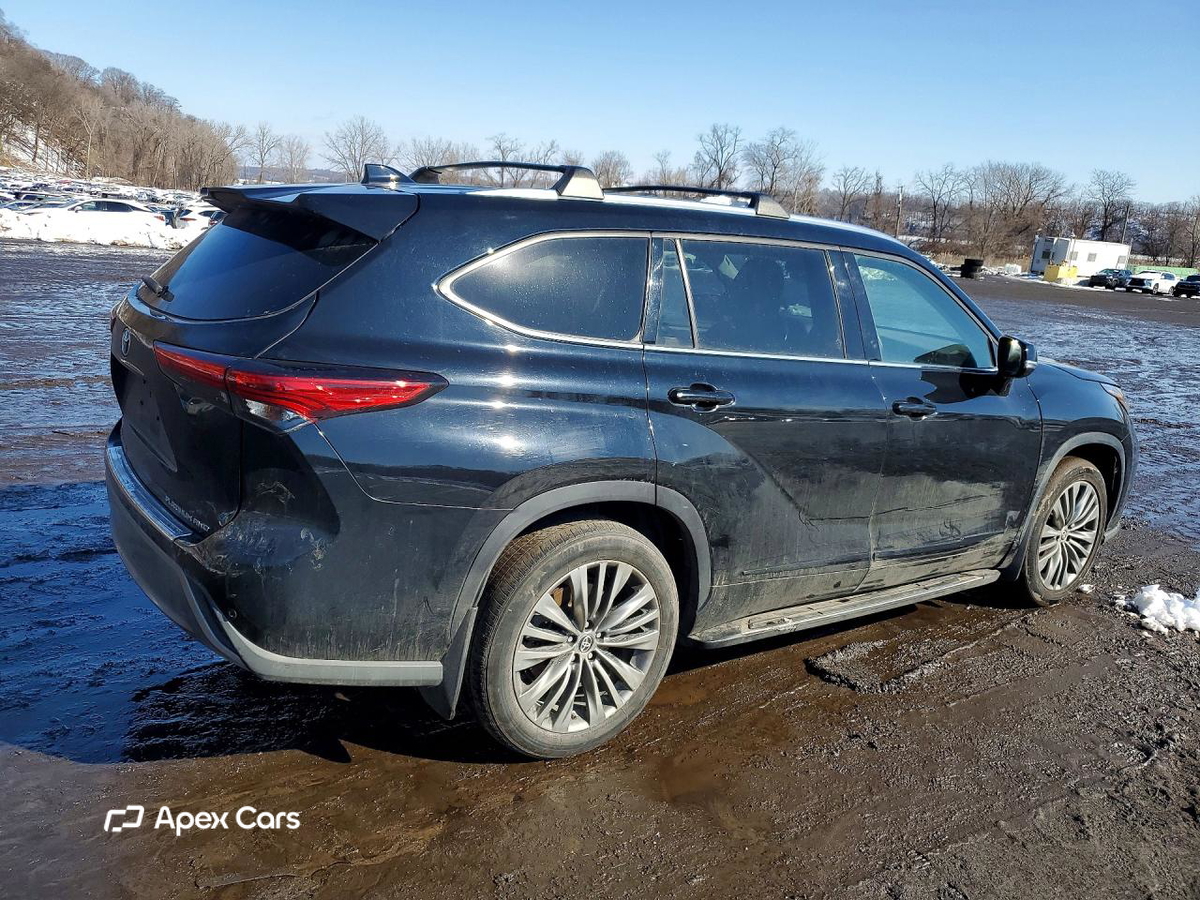 Toyota Highlander 2020