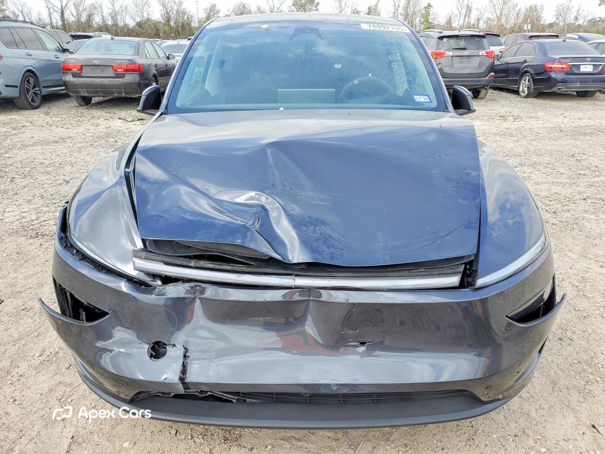 Tesla Model Y 2026