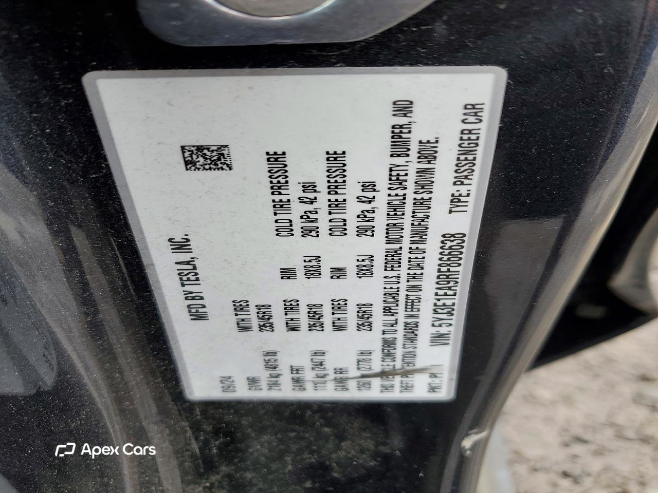 Tesla Model 3 2024