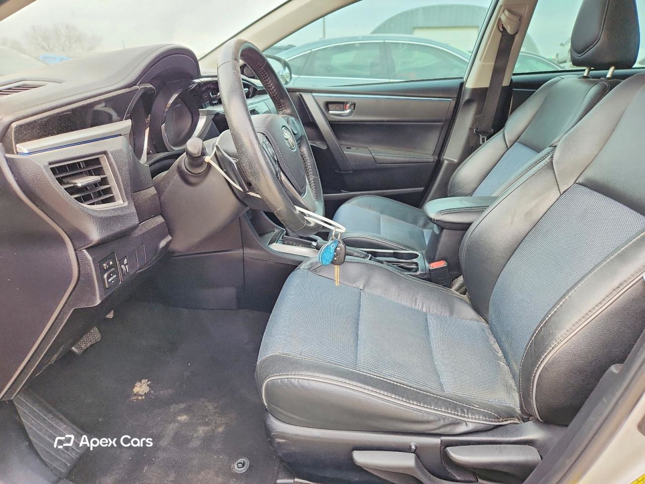 Toyota Corolla 2015