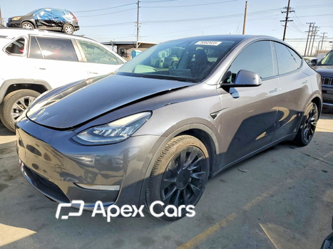 Tesla Model Y 2021 - Zdjęcie 1 z 12