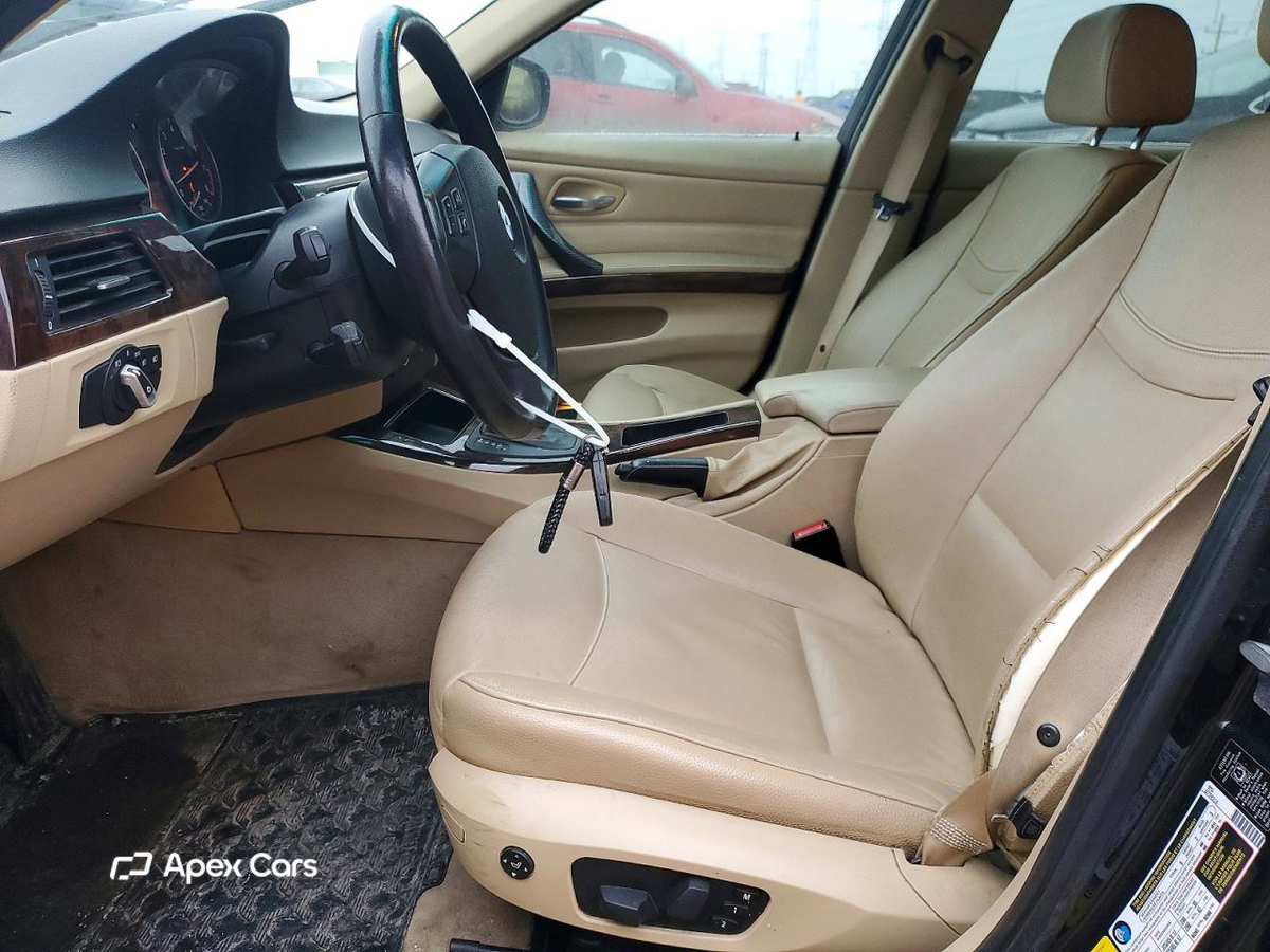BMW Series 3 2011