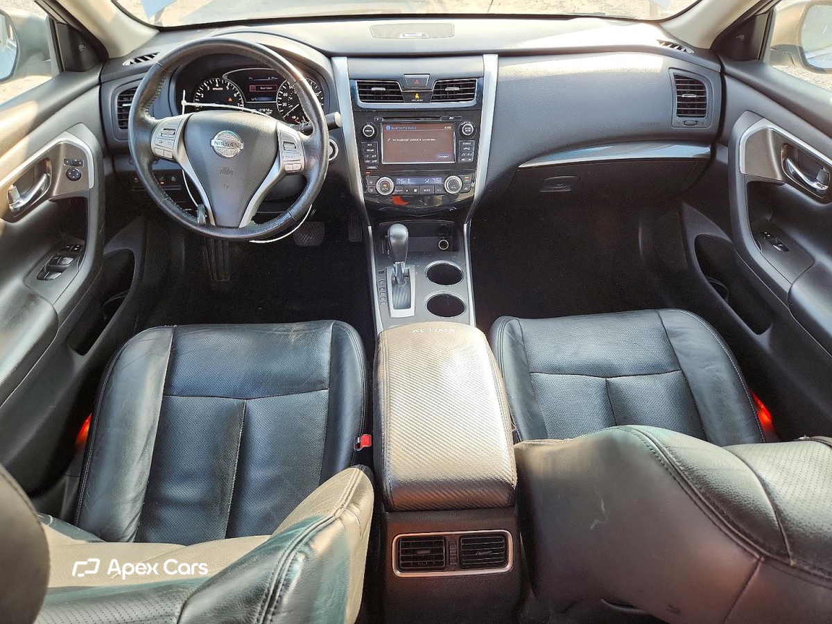 Nissan Altima 2015