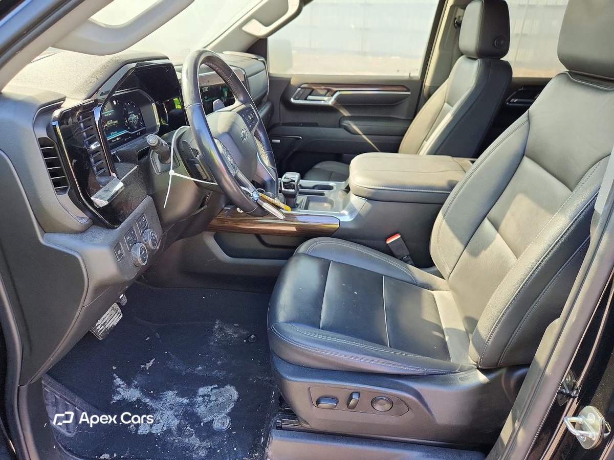Chevrolet Silverado 2023
