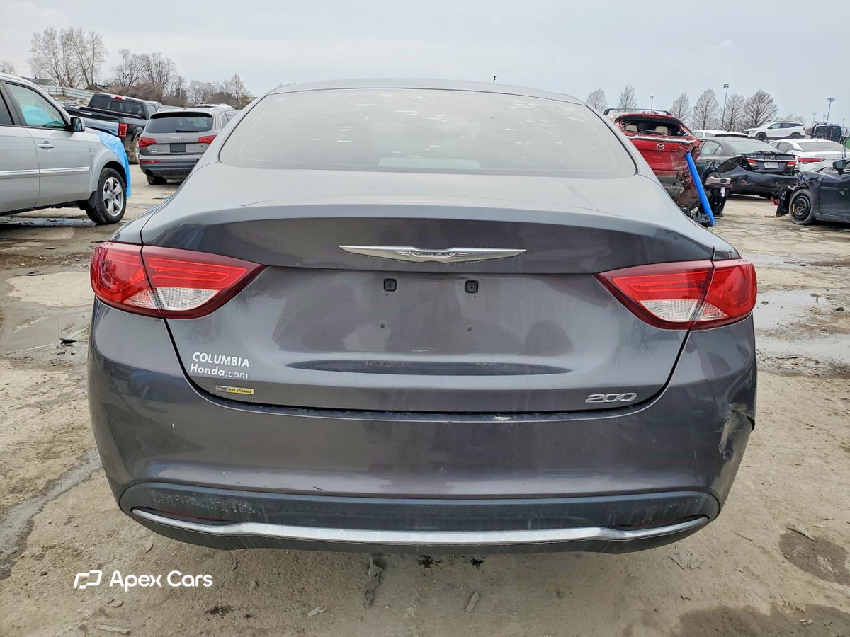 Chrysler 200 2015