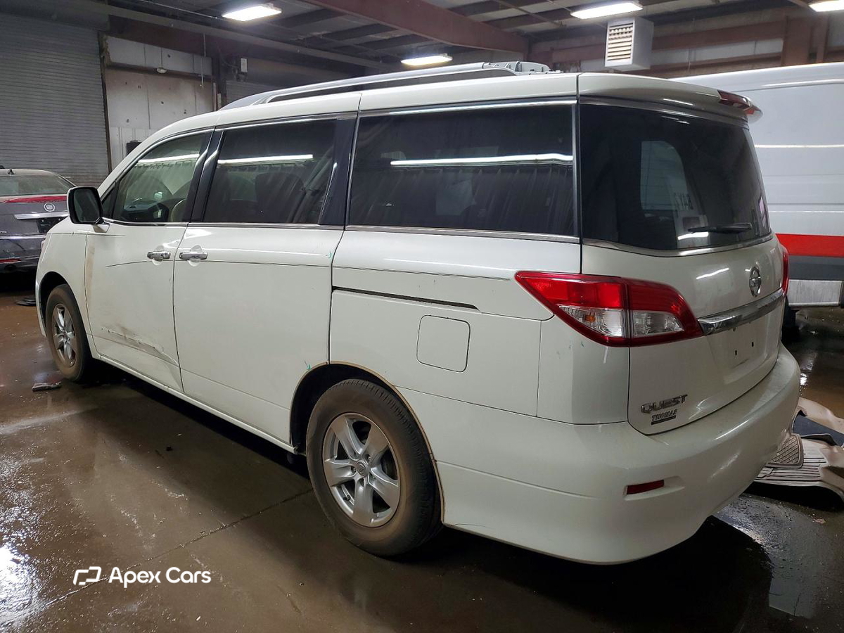 Nissan Quest 2013