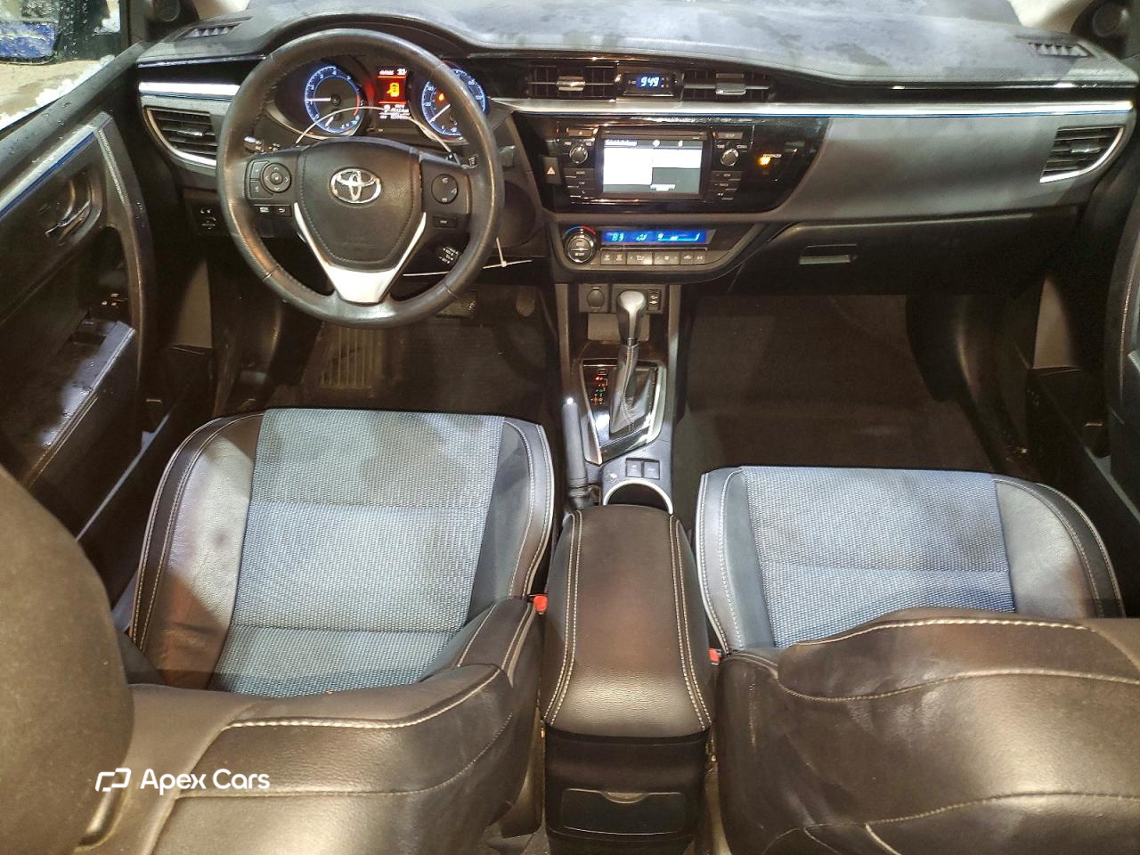 Toyota Corolla 2015