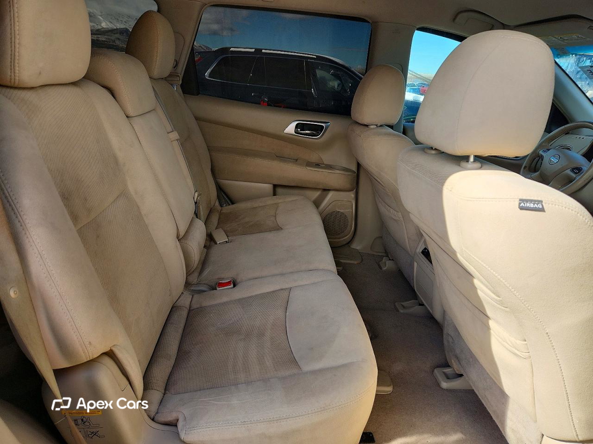 Nissan Pathfinder 2013