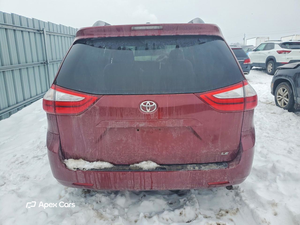 Toyota Sienna 2015