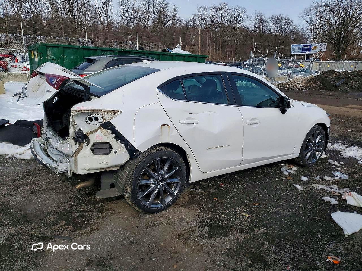 Mazda 3 2018