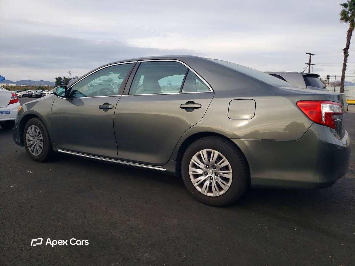 Toyota Camry 2012