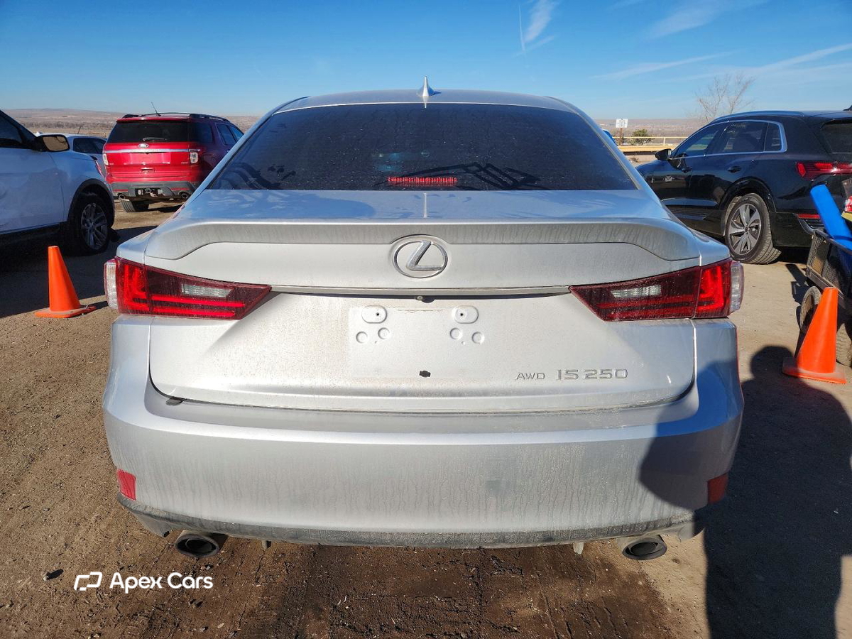 Lexus IS 2015