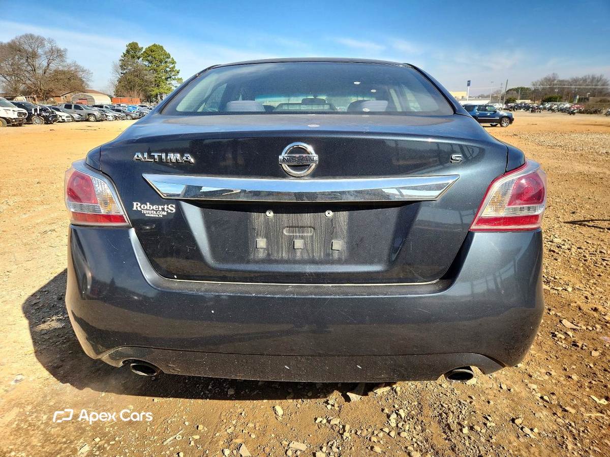 Nissan Altima 2015