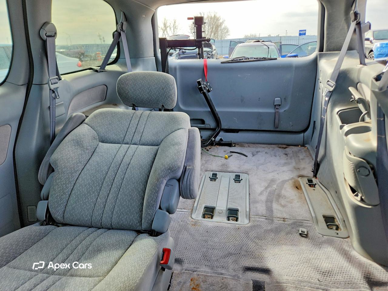 Toyota Sienna 2003