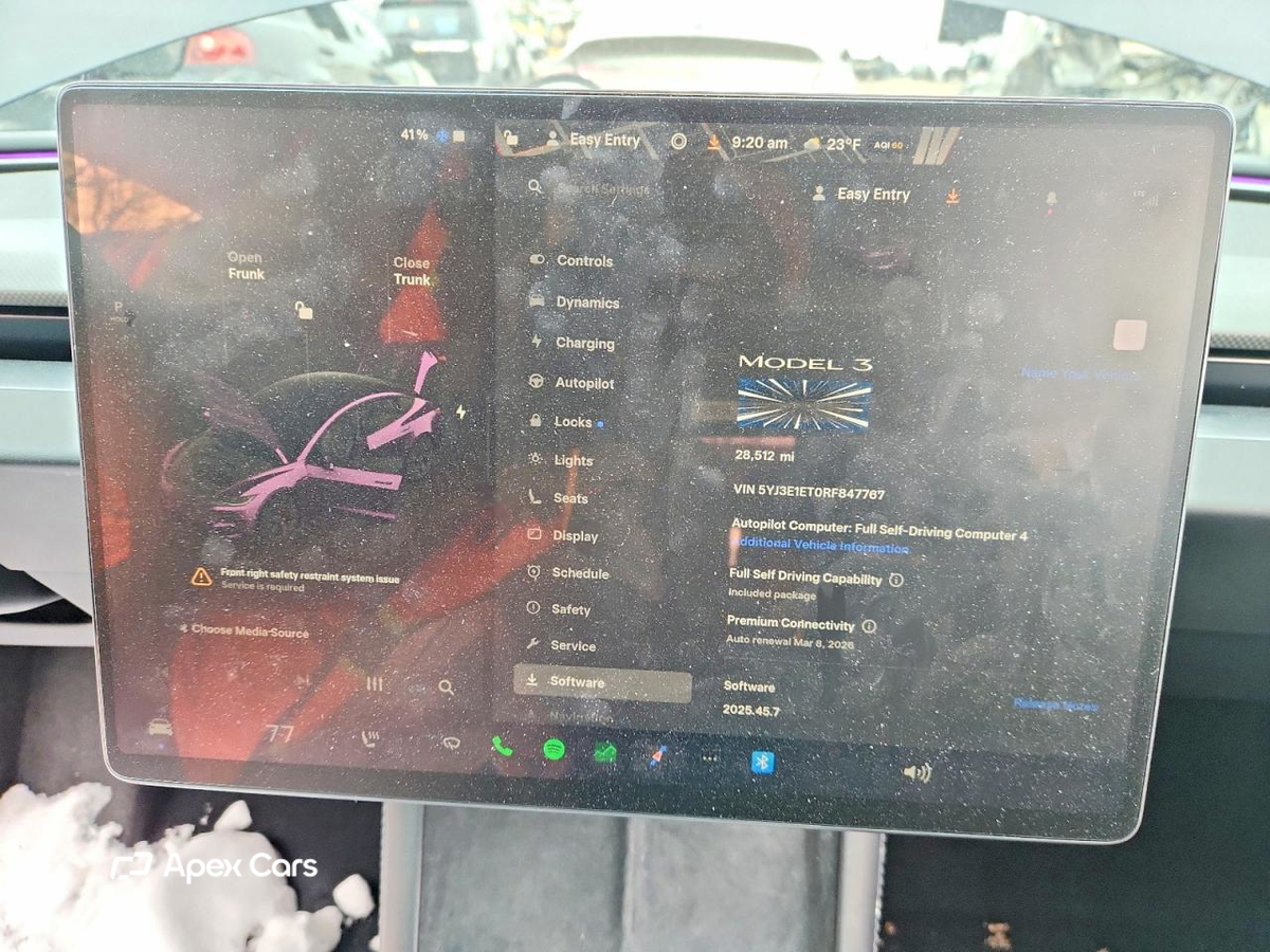Tesla Model 3 2024