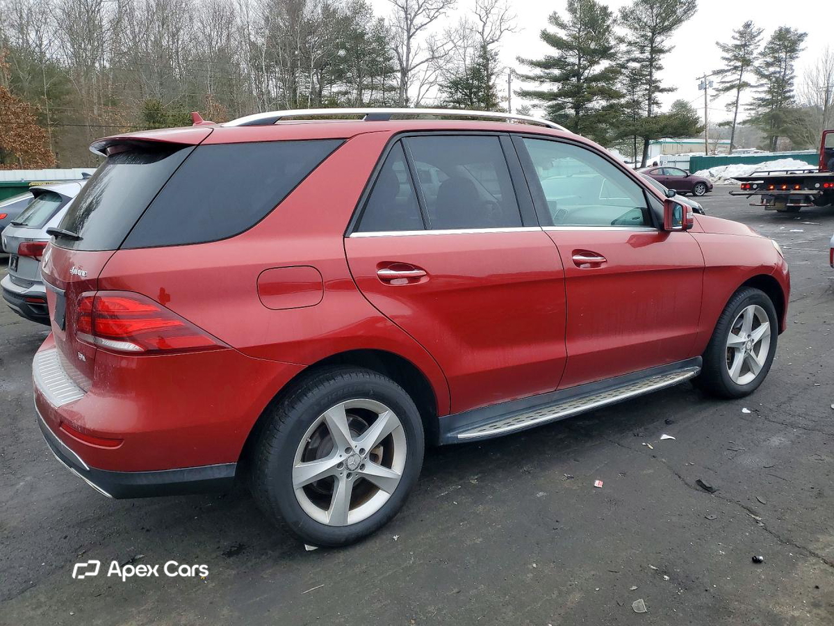 Mercedes-Benz GLE 2016