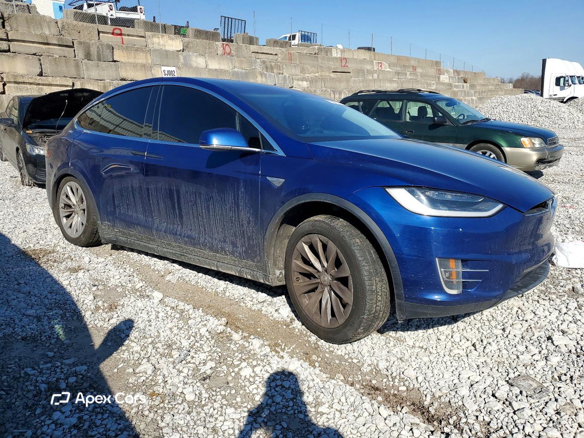 Tesla Model X 2016