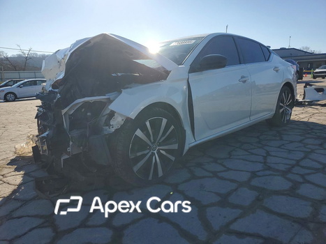 Nissan Altima 2020 - Image 1 of 13
