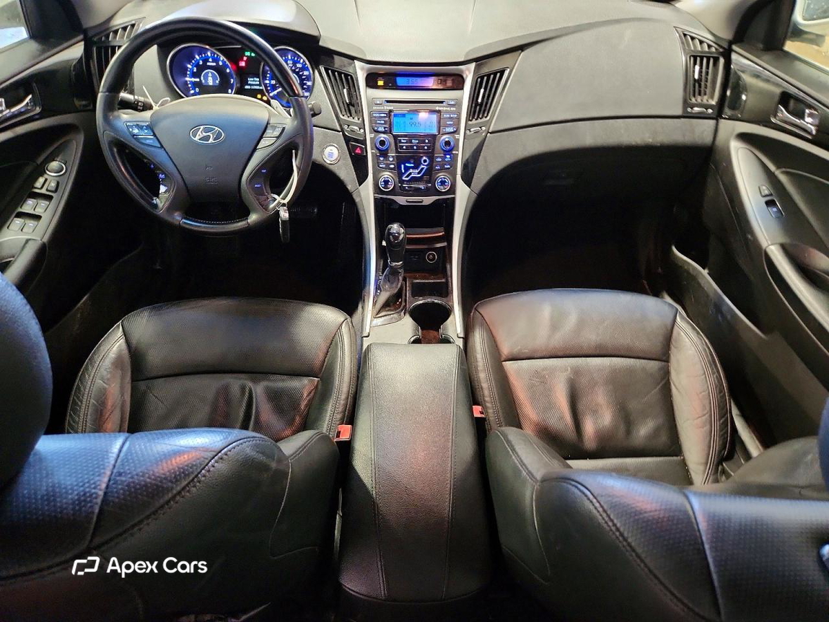 Hyundai Sonata 2013