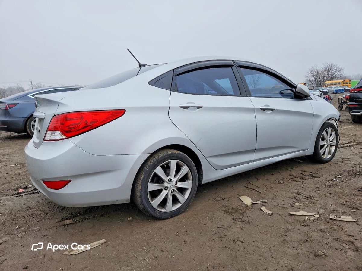 Hyundai Accent 2014