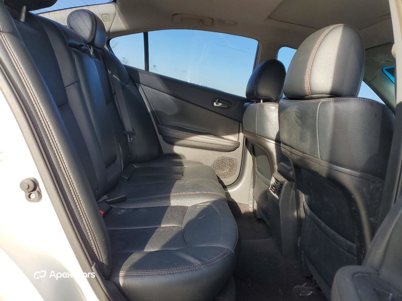 Nissan Maxima 2011
