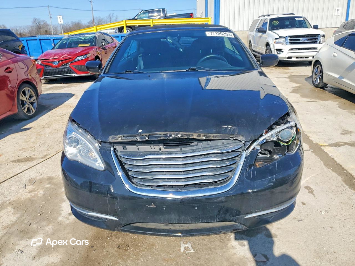 Chrysler 200 2012