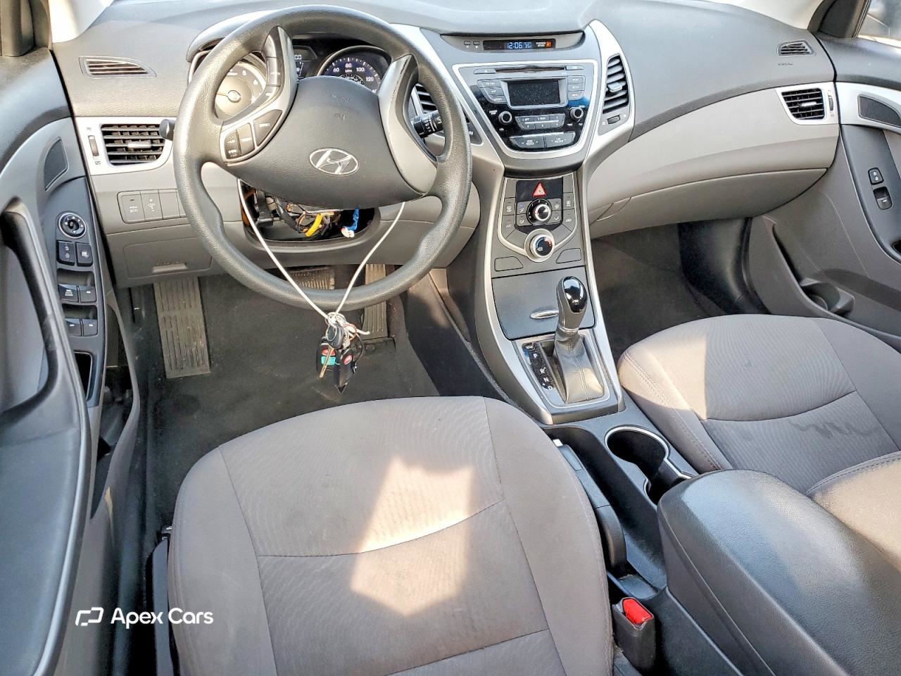 Hyundai Elantra 2016
