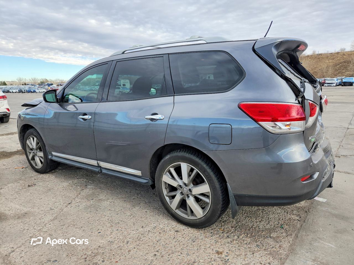 Nissan Pathfinder 2016