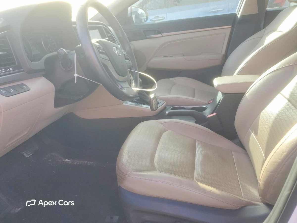 Hyundai Elantra 2018