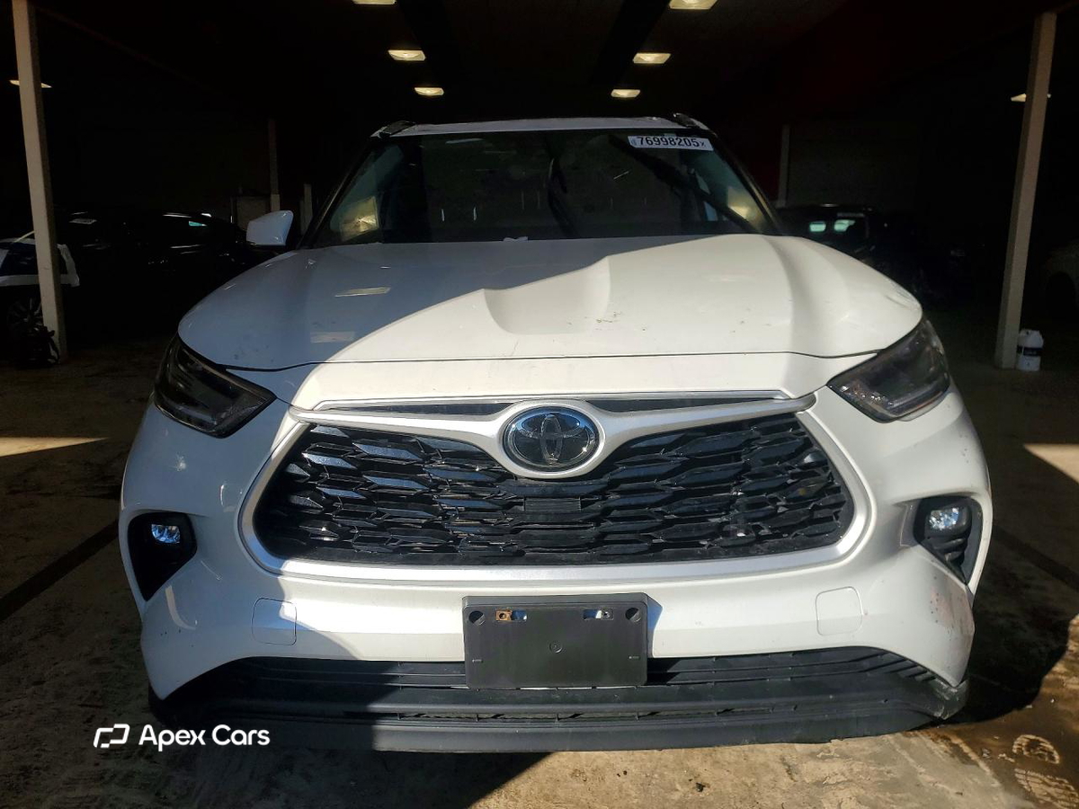 Toyota Highlander 2021