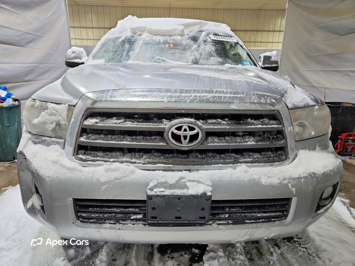 Toyota Sequoia 2012